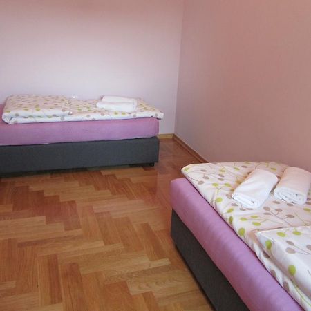 Apartment Domi Kvatric Zagreb Extérieur photo